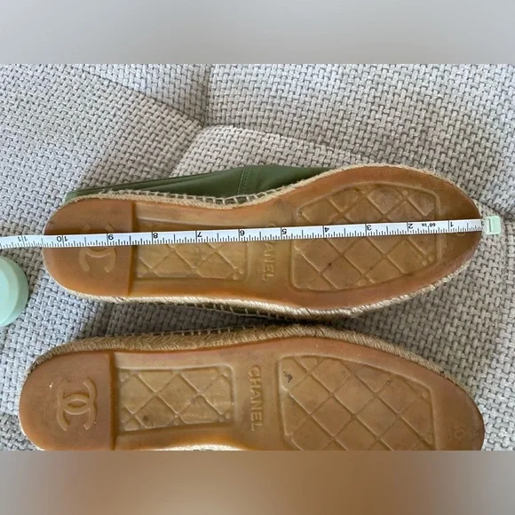 Chanel Olive Lambskin Leather Espadrilles Flats Slip on CC Logo